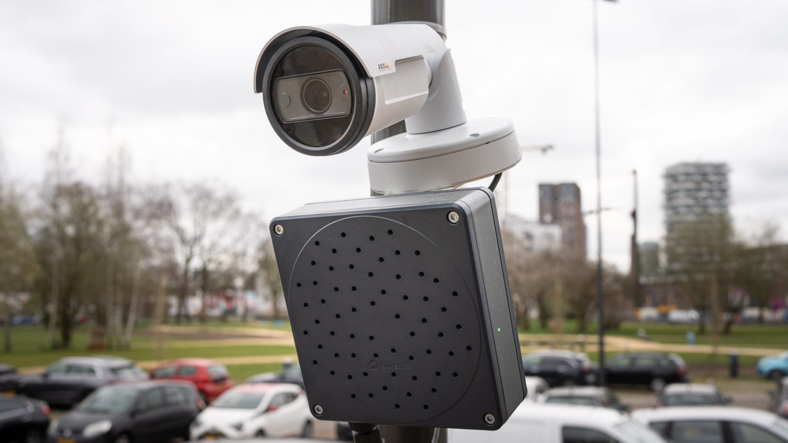 Axis Communications und Sorama kooperieren im Rahmen des „Noise Camera“-Projektes, um so für leisere und sicherere Straßen zu sorgen.